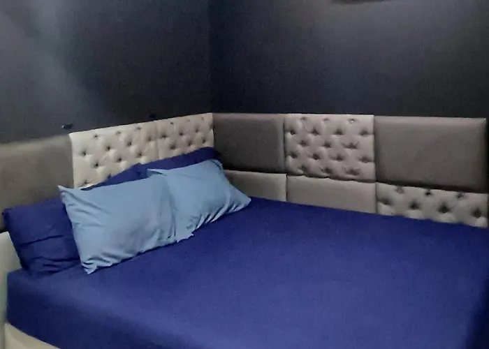 1 Master Br With Full Bathroom And Jet Tub 2nd Br With Full Bathroom Elegant Fully Furnished With Feels *