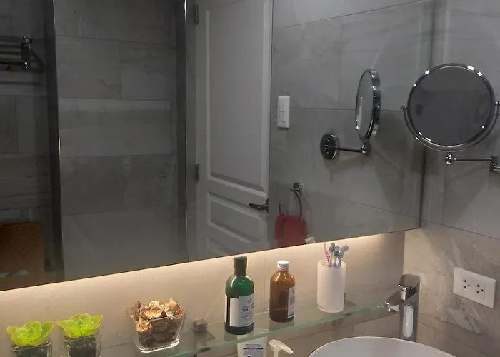 Apartment 1 Master Br With Full Bathroom And Jet Tub 2nd Br With Full Bathroom Elegant Fully Furnished With Feels Manila