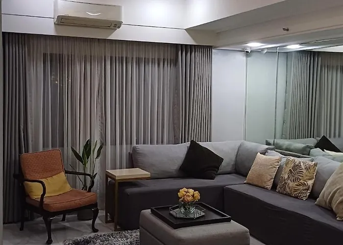 1 Master Br With Full Bathroom And Jet Tub 2nd Br With Full Bathroom Elegant Fully Furnished With Feels